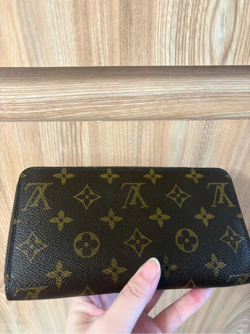 Authentic Louis Vuitton Monogram Zippy Wallet Brown Zip Around Long Wallet